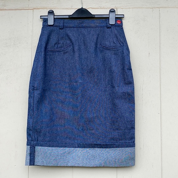 Dresses & Skirts - Retro Denim Pencil Skirt